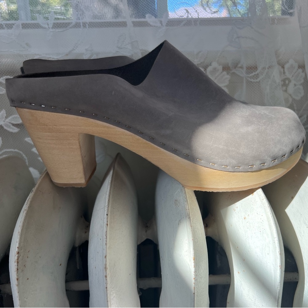 COPY - Bryr Chloe Closed Toe Clog, worn 3 times.